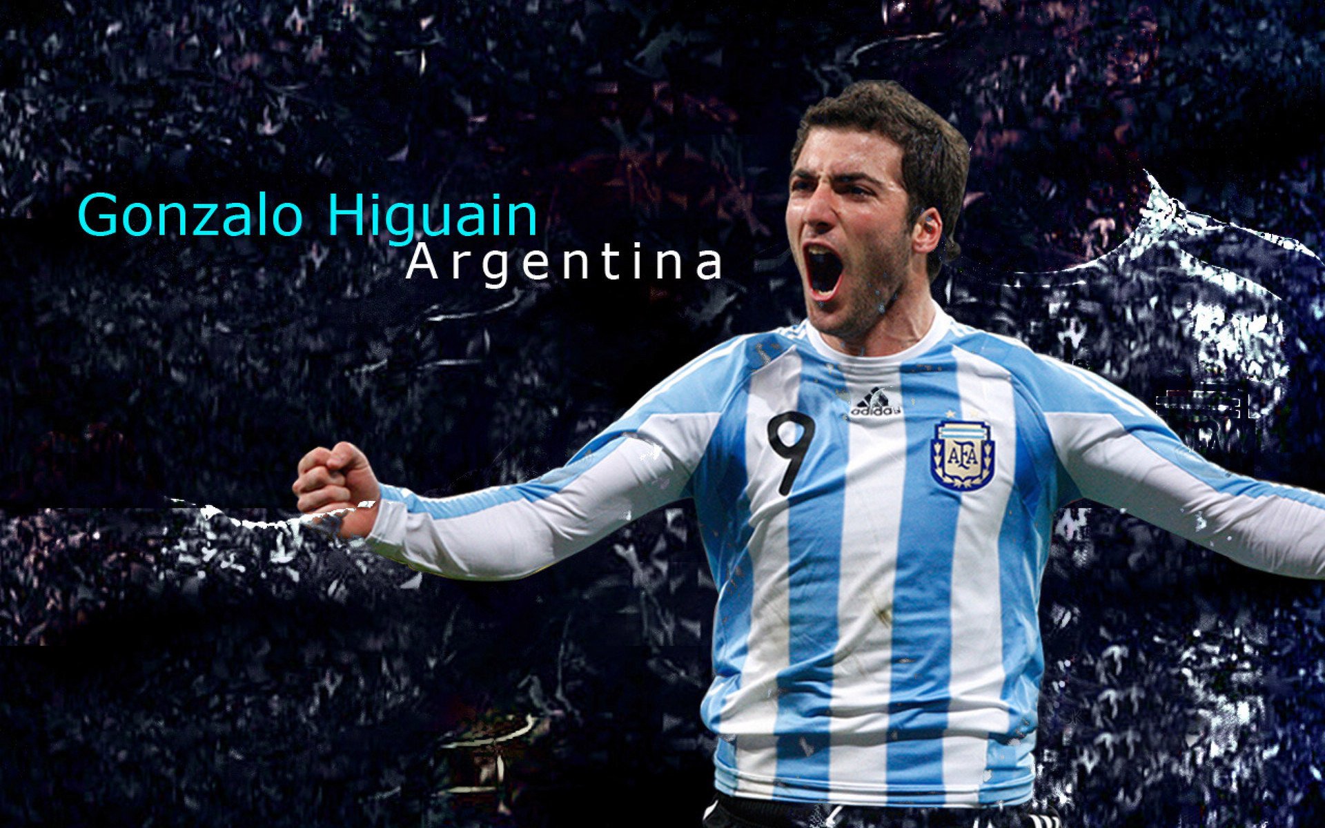 “中超联赛战火再燃，豪门争锋燃爆绿茵场”，中超传统豪门